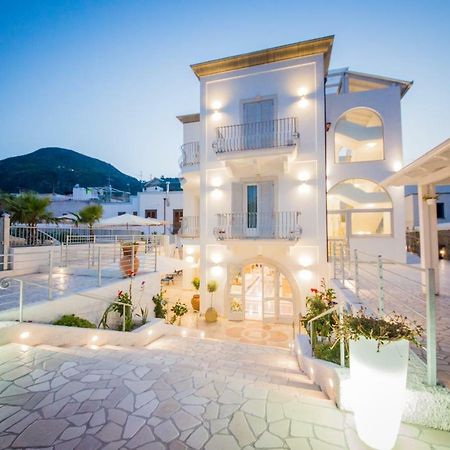 Odysseus Hotel Липари Экстерьер фото